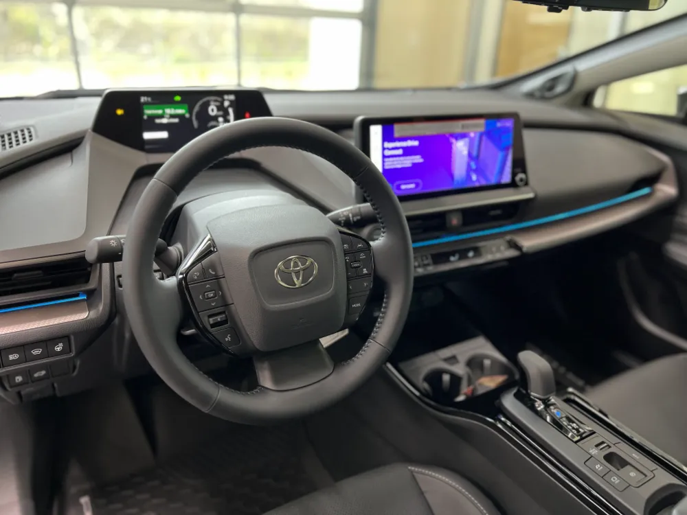 2023 toyota prius hybrid limited silver 11